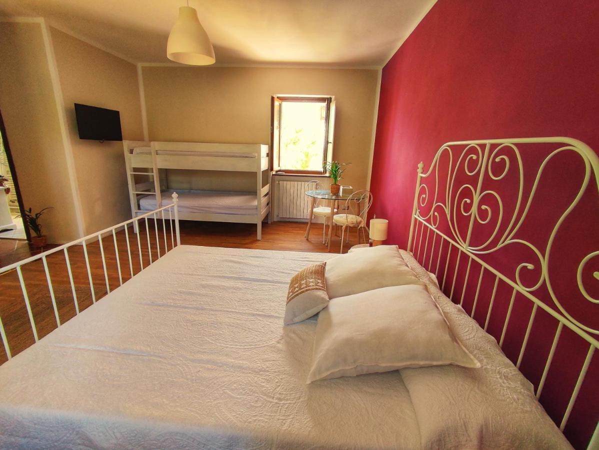 La Tomatica In Commedia Villa Mongardino Екстериор снимка