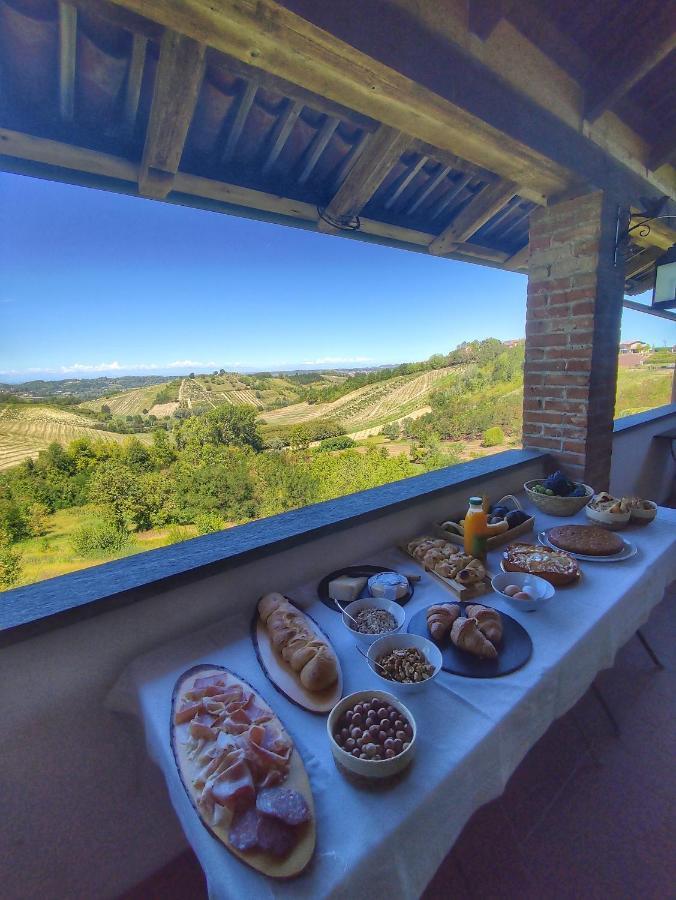 La Tomatica In Commedia Villa Mongardino Екстериор снимка